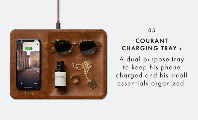 05. COURANT CHARGING TRAY › A dual purpose tray to keep his phone charged and his small essentials organized.