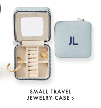SMALL TRAVEL JEWELRY CASE ›