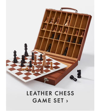 LEATHER CHESS GAME SET ›