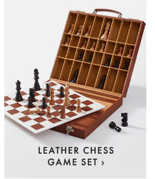 LEATHER CHESS GAME SET ›