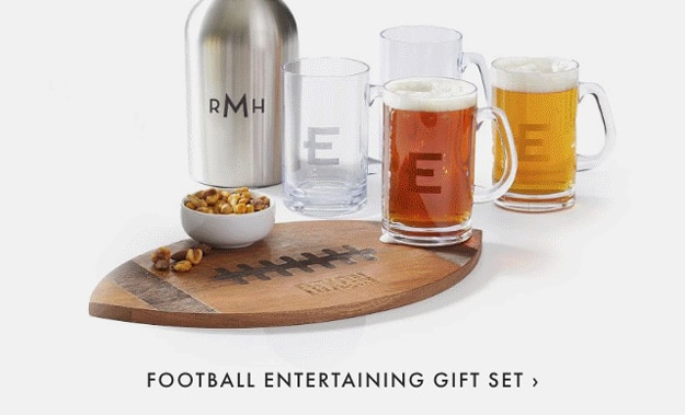 FOOTBALL ENTERTAINING GIFT SET ›