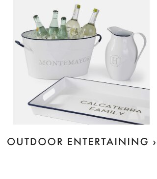 OUTDOOR ENTERTAINING ›