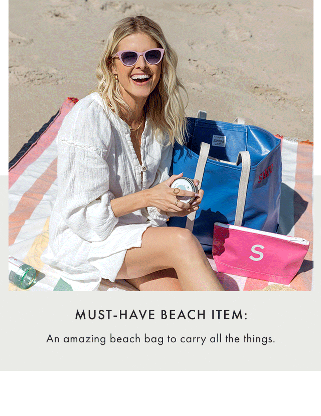 MUST-HAVE BEACH ITEM: An amazing beach bag to carry all the things.