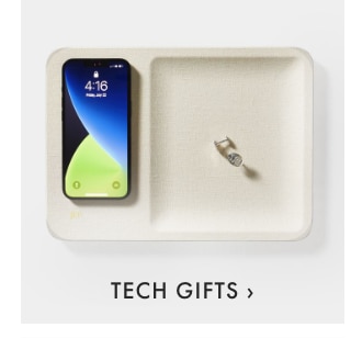 TECH GIFTS ›
